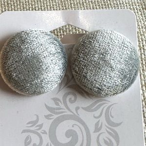 Retro pale, blue velvety button earrings